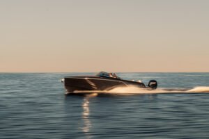 VTS Flying Shark 5.7